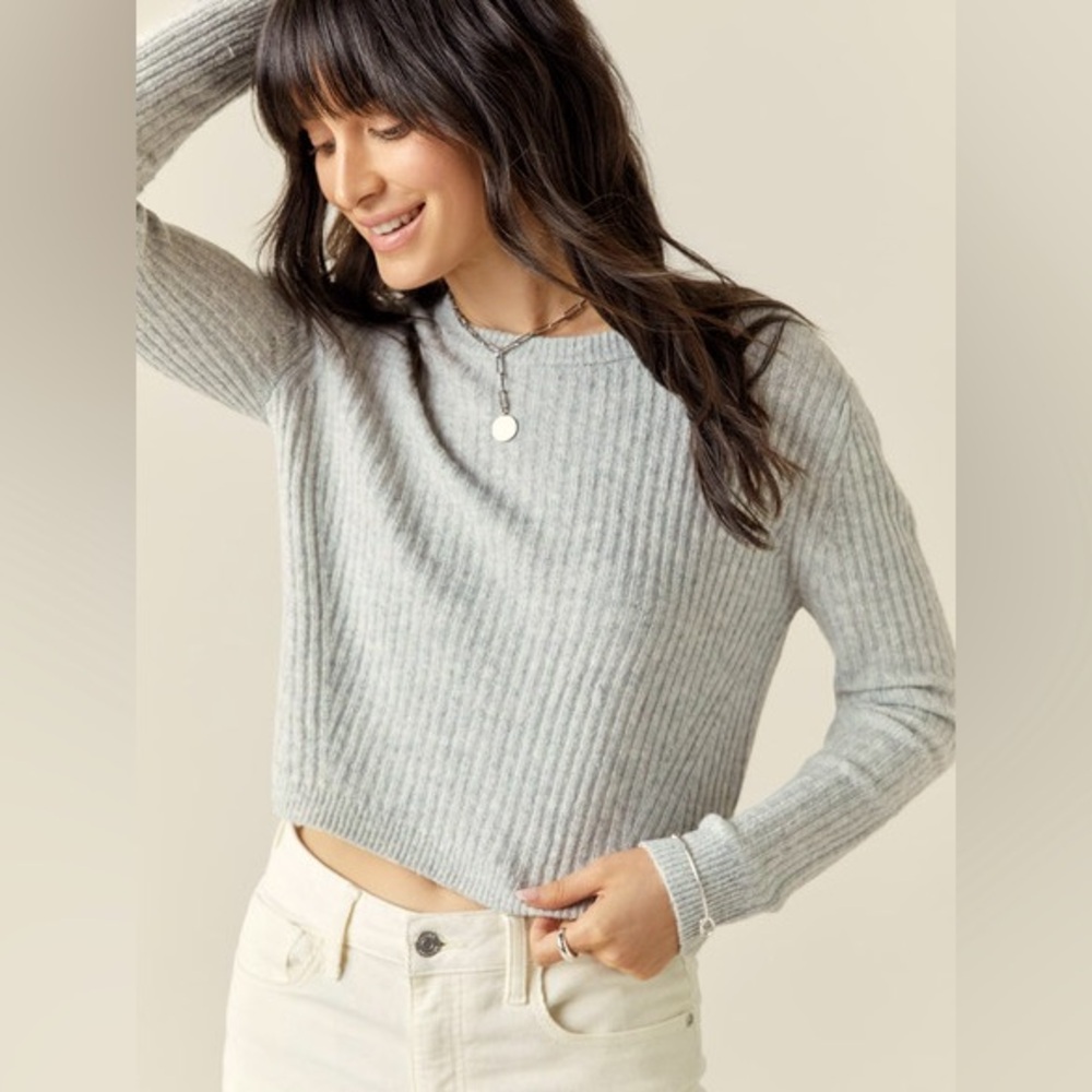 Blue rain francescas cropped ribbed pull over light weight sweater